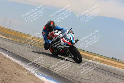 media/May-29-2023-Lets Ride (Mon) [[943717a907]]/B Group/1220pm (Grapevine)/